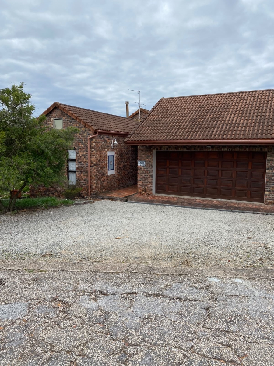 3 Bedroom Property for Sale in Seafield Eastern Cape